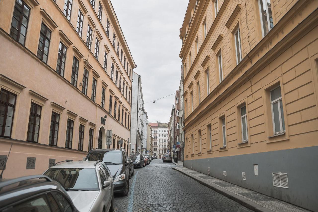 Skolska Junior Apartment Prag Exteriör bild