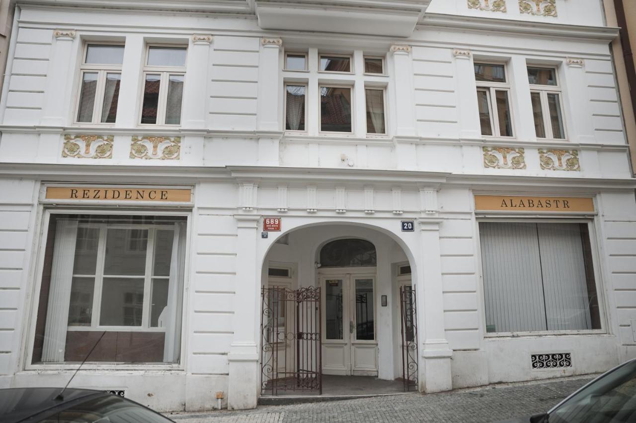 Skolska Junior Apartment Prag Exteriör bild